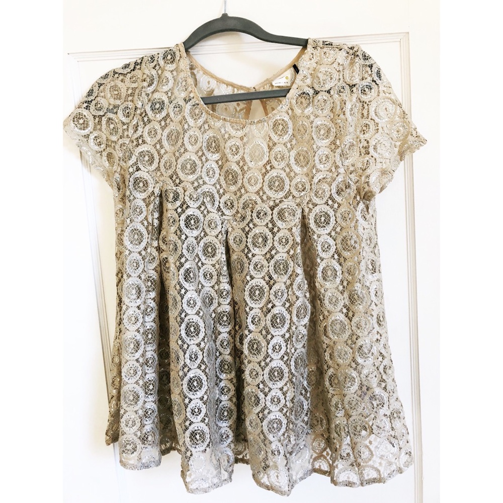 Anthropologie Akemi + Kin shimmer babydoll top
